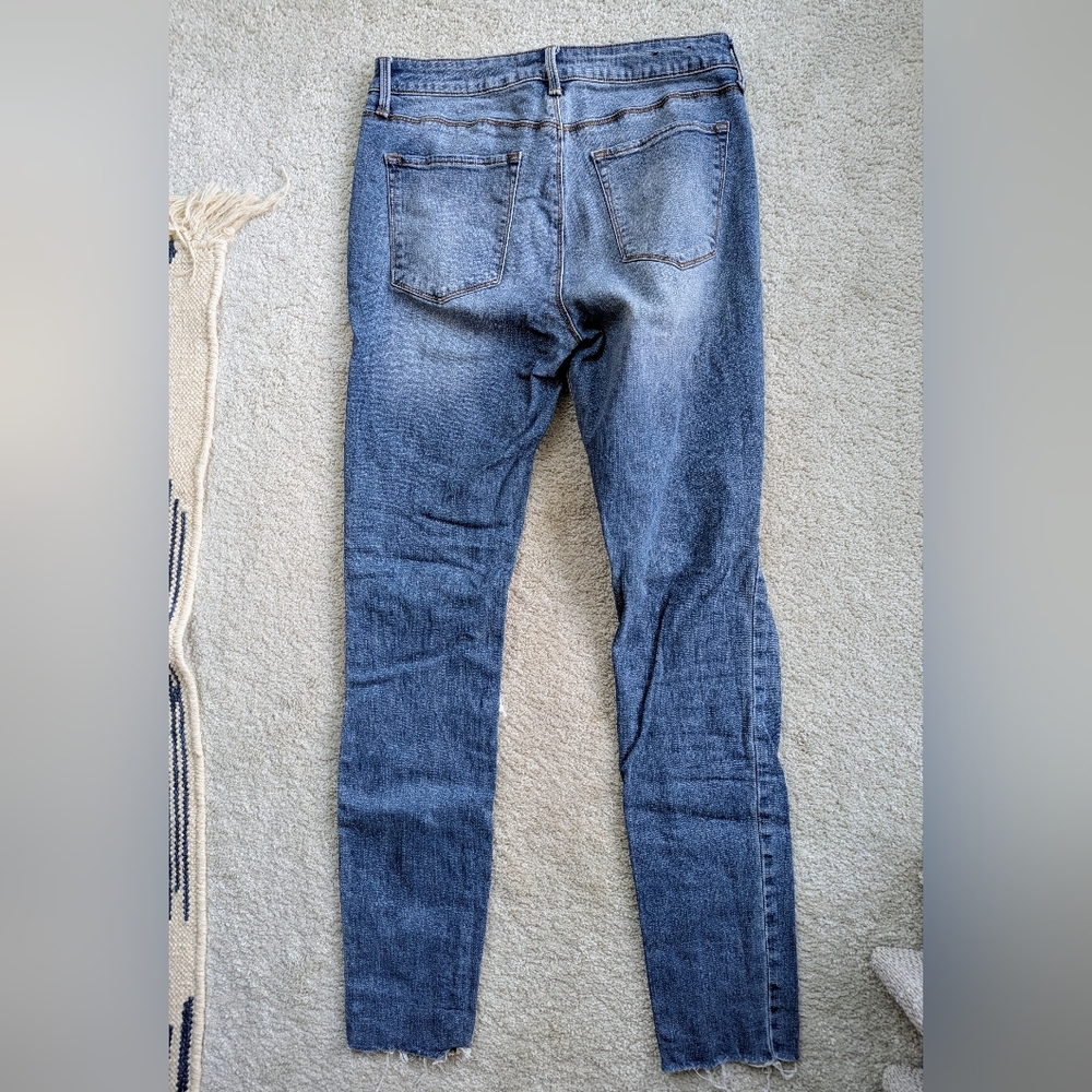 DSTLD Ripped High Rise Skinny Jeans - Picture 2 of 5